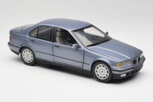BMW 3-Series E36 Avus Azul UT Models 1:18 180023300 Metal - imagen 6 de 8