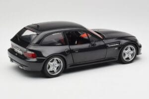 BMW Z3 E36 M Coupé Cosmos Negro UT Models 1:18 80439422193 Metal - imagen 3 de 8