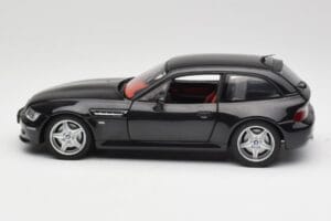 BMW Z3 E36 M Coupé Cosmos Negro UT Models 1:18 80439422193 Metal - imagen 4 de 8