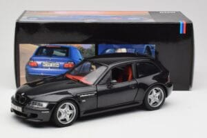 BMW Z3 E36 M Coupé Cosmos Negro UT Models 1:18 80439422193 Metal - imagen 8 de 8
