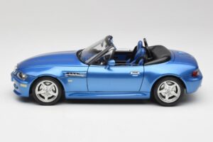 BMW Z3 E36 M Roadster Estoril Blue Bburago 1:18 3349-M1 Metal - imagen 4 de 8