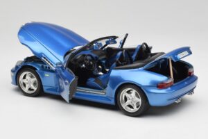 BMW Z3 E36 M Roadster Estoril Blue Bburago 1:18 3349-M1 Metal - imagen 5 de 8