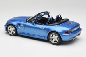 BMW Z3 E36 M Roadster Estoril Blue Bburago 1:18 3349-M1 Metal - imagen 7 de 8