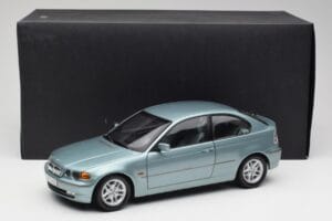 BMW 325Ti E46 Compact Azul Claro Metalizado Kyosho 1:18 80430024439 Metal - imagen 8 de 8