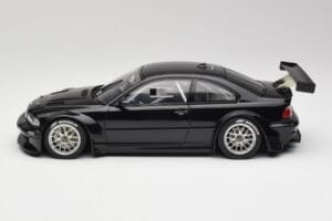 BMW M3 GTR E46 Plain Body Jet Negro AUTOart 1:18 80447 Metal - imagen 3 de 6
