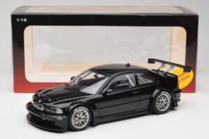 BMW M3 GTR E46 Plain Body Jet Negro AUTOart 1:18 80447 Metal - imagen 6 de 6