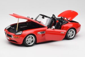 BMW Z8 E52 Roadster Rojo Brillante Bburago 1:18 12032 Metal - imagen 2 de 8