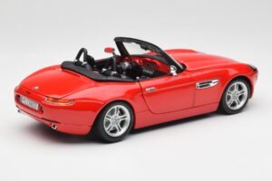 BMW Z8 E52 Roadster Rojo Brillante Bburago 1:18 12032 Metal - imagen 3 de 8