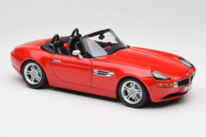 BMW Z8 E52 Roadster Rojo Brillante Bburago 1:18 12032 Metal - imagen 6 de 8