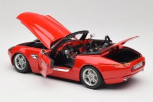 BMW Z8 E52 Rojo Bburago 1:18 Z8001 Metal - imagen 5 de 8