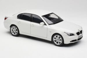 BMW E60 545i Alpine Blanco Kyosho 1:18 08591W Metal - imagen 6 de 8