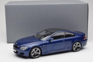 BMW M6 E63 Azul Kyosho 1:18 80430413351 Metal - imagen 8 de 8