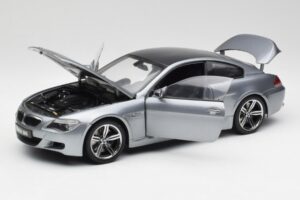BMW M6 E63 Silver Gris Kyosho 1:18 08703GR Metal - imagen 2 de 8