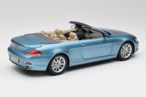 BMW 6 E64 Cabrio Azul Claro Kyosho 1:18 80430153440 Metal - imagen 3 de 8