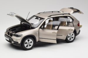 BMW X5 E70 4.8i Platinum Bronce Metálico Kyosho 1:18 80430413413 Metal - imagen 2 de 8