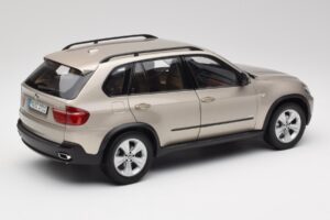 BMW X5 E70 4.8i Platinum Bronce Metálico Kyosho 1:18 80430413413 Metal - imagen 3 de 8