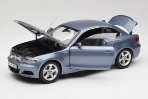 BMW 1 E82 Coupe Azul Kyosho 1:18 80430427065 Metal - imagen 2 de 8