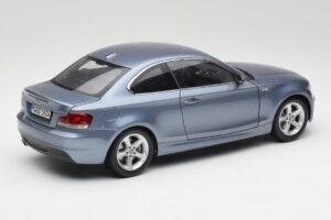 BMW 1 E82 Coupe Azul Kyosho 1:18 80430427065 Metal - imagen 3 de 8