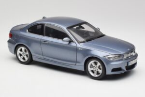 BMW 1 E82 Coupe Azul Kyosho 1:18 80430427065 Metal - imagen 6 de 8