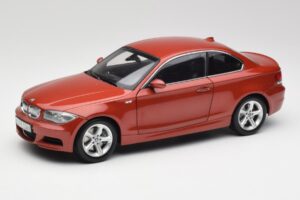 BMW 1 E82 Coupe Naranja Kyosho 1:18 80430427064 Metal
