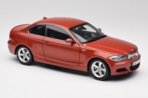 BMW 1 E82 Coupe Naranja Kyosho 1:18 80430427064 Metal - imagen 6 de 8