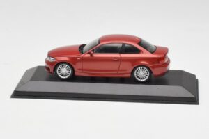 BMW 1M E82 Naranja Minichamps 1:43 413020023 Metal