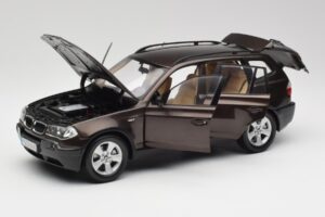 BMW X3 E83 3.0d Marrón Oscuro Metálico Kyosho 1:18 80430300736 Metal - imagen 2 de 8