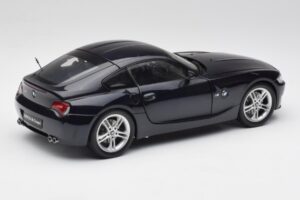 BMW Z4 E86 M Coupé Negro Kyosho 1:18 08583BK Metal - imagen 3 de 8