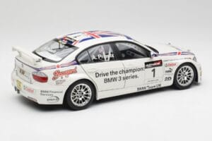BMW E90 320si #1 A. Priaulx WTCC Champion 2006 Kyosho 1:18 80430429067 Metal - imagen 3 de 8