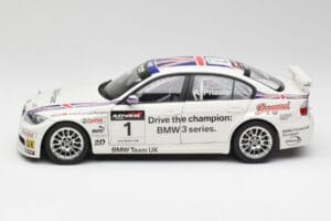 BMW E90 320si #1 A. Priaulx WTCC Champion 2006 Kyosho 1:18 80430429067 Metal - imagen 4 de 8