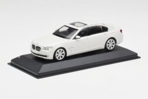 BMW 750Li F02 Blanco Minichamps 1:43 80420445201 Metal - imagen 2 de 5