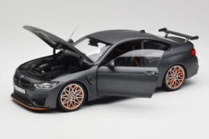 BMW M4 F82 GTS Frozen Gris Minichamps 1:18 80432411555 Metal - imagen 2 de 8
