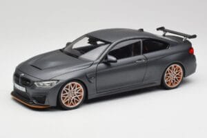 BMW M4 F82 GTS Frozen Gris Minichamps 1:18 80432411555 Metal