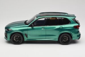 BMW X5 M G05 Competition Isle of Man Green GT Spirit 1:18 GT490 Resina - imagen 3 de 6