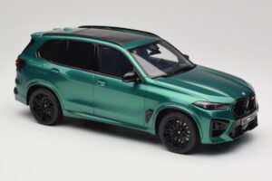 BMW X5 M G05 Competition Isle of Man Green GT Spirit 1:18 GT490 Resina - imagen 4 de 6