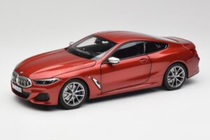 BMW M850i G15 Naranja Metálico Norev 1:18 183285 Metal
