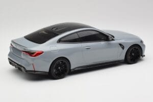 BMW M4 G82 Brooklyn Gris Minichamps 1:18 155020124 Metal - imagen 2 de 6