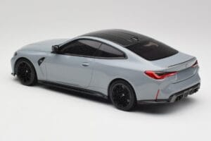 BMW M4 G82 Brooklyn Gris Minichamps 1:18 155020124 Metal - imagen 5 de 6