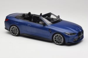 BMW M4 G82 Descapotable Frozen Portimao Blue Minichamps 1:18 155021030 Metal - imagen 4 de 6