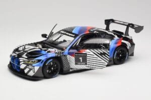 BMW M4 GT3 G82 #1 Test Version 2021 Minichamps 1:18 113222003 Metal - imagen 2 de 8