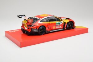 BMW M4 GT3 G82 #31 S. van der Linde Team Schubert DTM Champion 2022 Minichamps 1:18 113222331 Metal - imagen 3 de 8