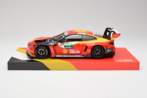 BMW M4 GT3 G82 #31 S. van der Linde Team Schubert DTM Champion 2022 Minichamps 1:18 113222331 Metal - imagen 4 de 8
