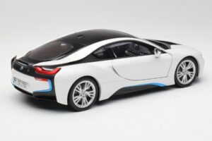 BMW i8 Crystal Blanco Paragon 1:18 80432336841 Metal - imagen 3 de 8