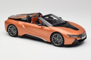 BMW i8 Roadster E-Cobre Minichamps 1:18 80432454784 Metal - imagen 4 de 6