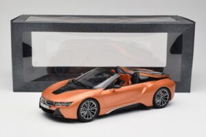 BMW i8 Roadster E-Cobre Minichamps 1:18 80432454784 Metal - imagen 6 de 6