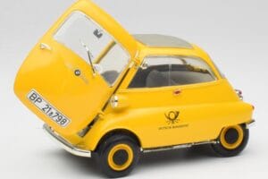 BMW Isetta 250 Deutsche Bundespost Revell 1:18 925 Metal - imagen 2 de 8