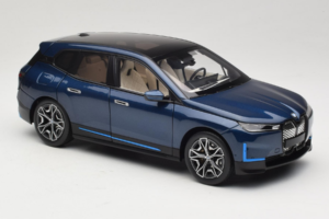 BMW iX Blue Metallic Minichamps 1:18 110023100 Metal - imagen 6 de 8