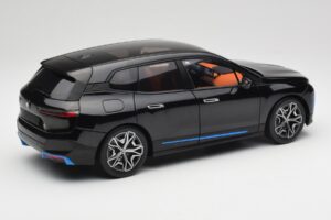 BMW iX Sapphire Black Minichamps 1:18 110023101 Metal - imagen 3 de 8