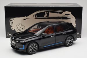 BMW iX Sapphire Black Minichamps 1:18 110023101 Metal - imagen 8 de 8