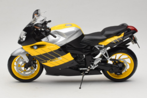 BMW K1200S Amarillo Negro Minichamps 1:10 80430309224 Metal - imagen 4 de 8